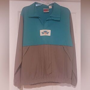 NIKE- Retro/Vintage  Sport Shirt